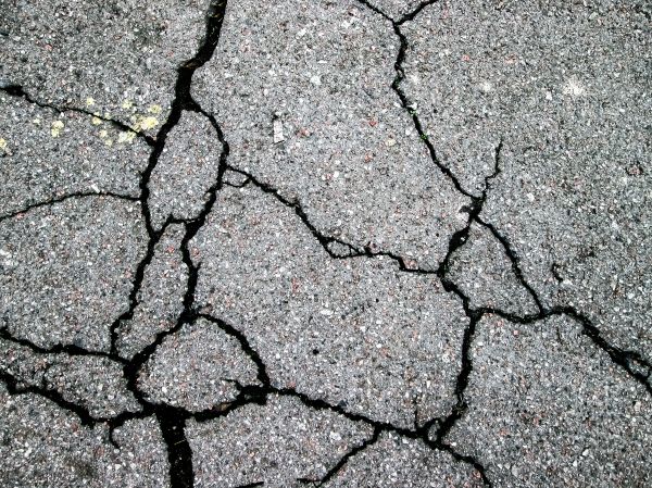 Driveway Crack Filling in Janesville