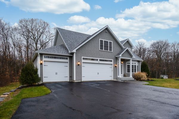 Driveway Sealing in Janesville